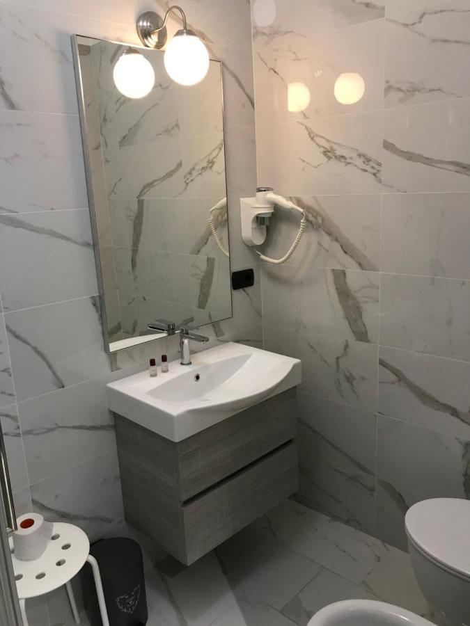 Hotel Paola Altopascio Bagian luar foto
