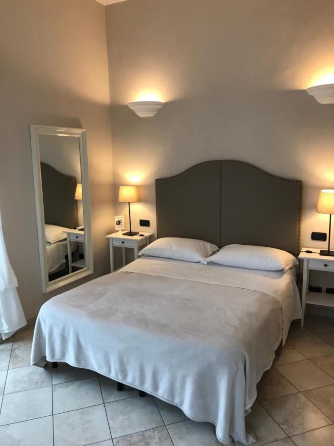 Hotel Paola Altopascio Bagian luar foto