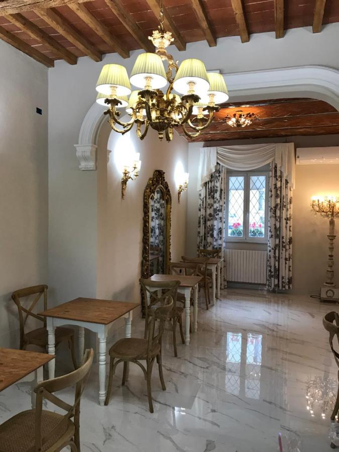 Hotel Paola Altopascio Bagian luar foto